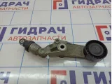 Кронштейн ролика-натяжителя руч. Ремня Geely Emgrand EC 7 1016050736. Аналог.