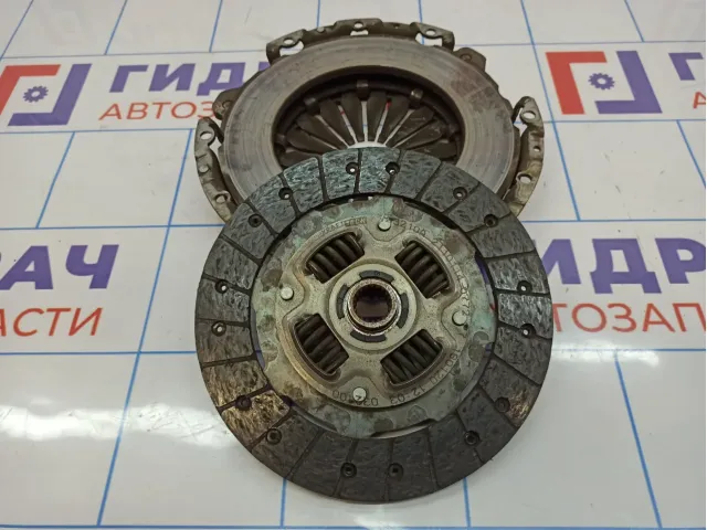 Корзина сцепления с диском Geely Emgrand EC 7 1136000160. Комплект.