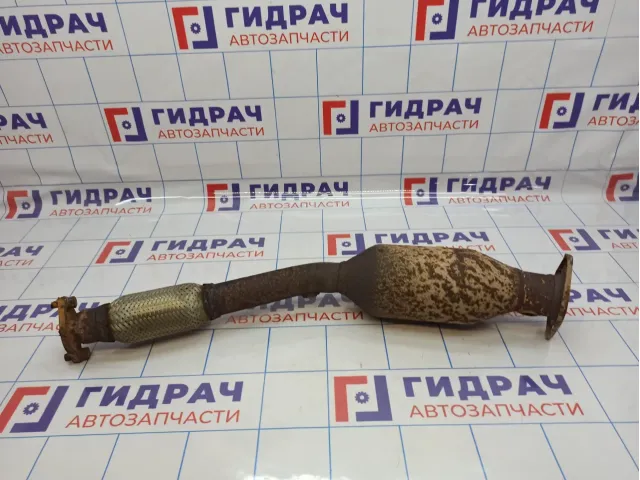 Приемная труба глушителя с катализатором Geely Emgrand EC 7 1066001446. Коррозия. С катализатором.
