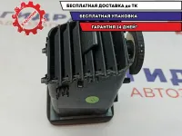 Дефлектор воздушный правый Geely Emgrand EC7 1068050292.