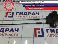 Замок двери передней правой Geely Emgrand EC7 1018011215. 6 контактов.