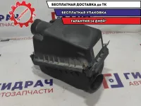 Корпус воздушного фильтра Geely Emgrand EC7 1066001483. Трещина.
