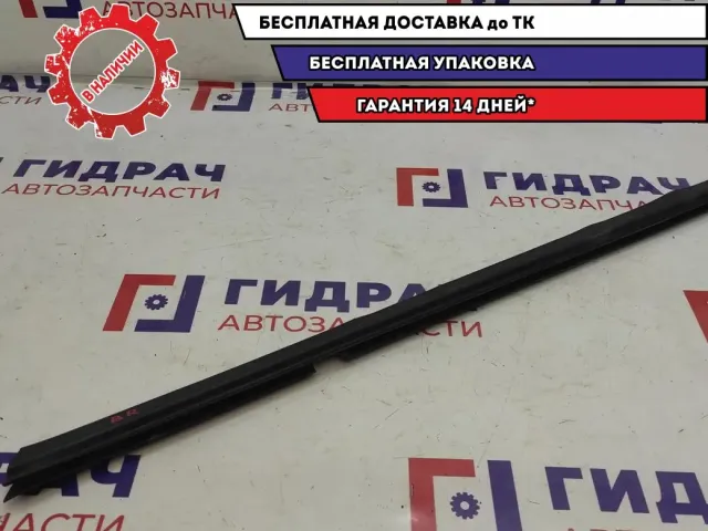 Уплотнитель стекла заднего правого Geely Emgrand EC7 .