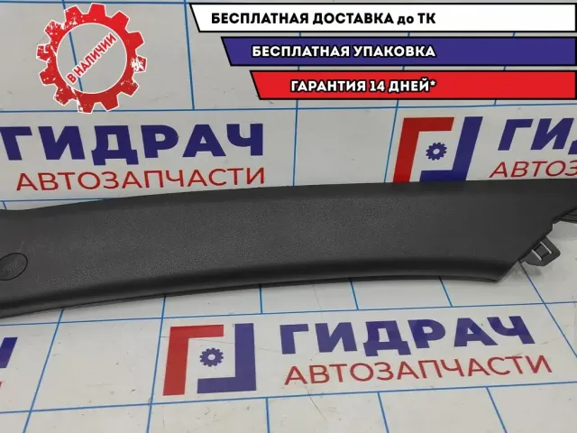 Обшивка стойки передней левой Geely Emgrand EC7 106800106100669. Дефект.