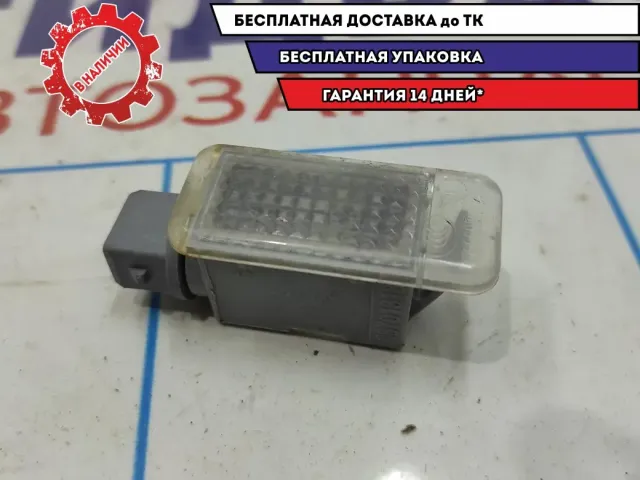 Фонарь подсветки номера Geely Emgrand EC7 1067001313.