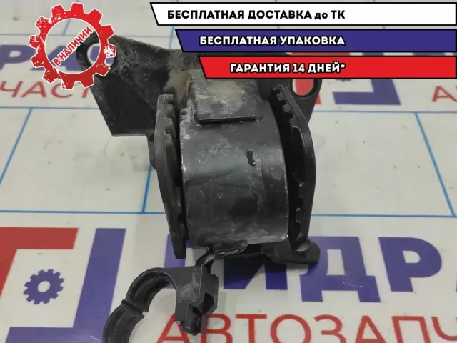 Опора двигателя левая Geely Emgrand EC7 1066001349.