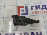 Кронштейн двигателя правый Geely Emgrand EC7 1136000013.