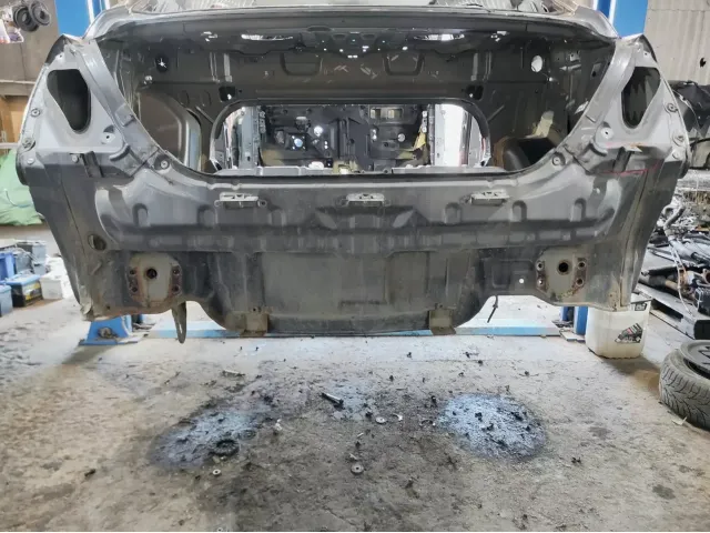Панель задняя Geely Emgrand EC7