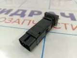 Кнопка обогрева сидений правая Geely Emgrand EC7 1067003573