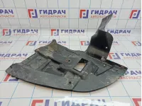 Пыльник двигателя левый Geely Emgrand EC7 1068001644