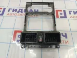 Накладка на торпедо центральная Geely Emgrand EC7 1068022731