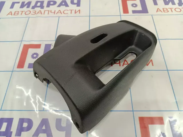 Кожух рулевой колонки нижний Geely Emgrand EC7 1068002541