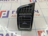Дефлектор воздушный правый Geely Emgrand EC7 1068050292