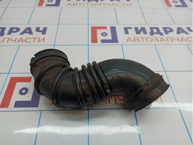 Патрубок воздушного фильтра Geely Emgrand EC7 1064000034