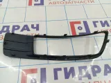 Рамка противотуманной фары левой Geely Emgrand EC7 1068001652