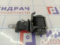 Ремень безопасности задний центральный Geely Emgrand EC7 1068001115