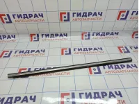 Накладка стекла переднего правого наружная Geely Emgrand EC7 1068002069