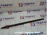 Накладка стекла переднего правого наружная Geely Emgrand EC7 1068002069
