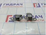 Петли двери передние левые Geely Emgrand EC7