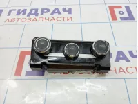 Блок управления отопителем Geely Emgrand EC7 1067003905