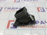 Дефлектор воздушный правый Geely Emgrand EC7 1068050288
