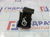 Дефлектор воздушный правый Geely Emgrand EC7 1068050288