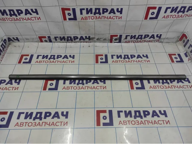 Накладка стекла заднего правого Geely Emgrand EC7 1068002147