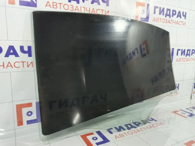 Стекло двери задней правой Geely Emgrand EC7 1068002137