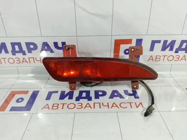 Фонарь задний противотуманный правый Geely Emgrand EC7 1067001219