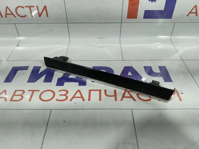 Накладка торпедо левая Geely Emgrand EC7 1068022726