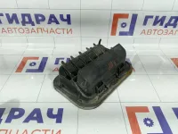 Решетка вентиляционная правая Geely Emgrand EC7 1068001153