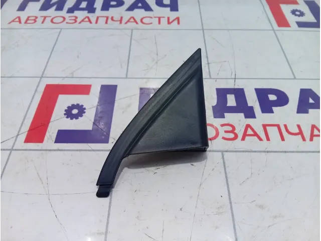 Накладка зеркала заднего вида правого Geely Emgrand EC7 1068002684