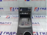 Консоль центральная Geely Emgrand EC7 06802443