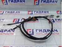 Трос ручника (Трос стояночного тормоза) комплект Geely Emgrand EC7 1064001076