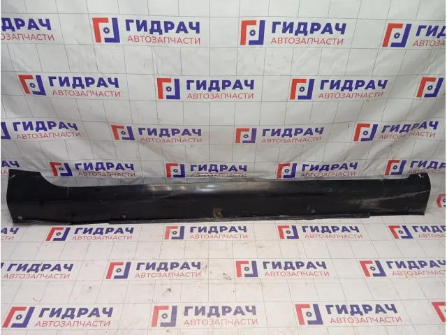 Накладка порога правая Geely Emgrand EC7 1068001642