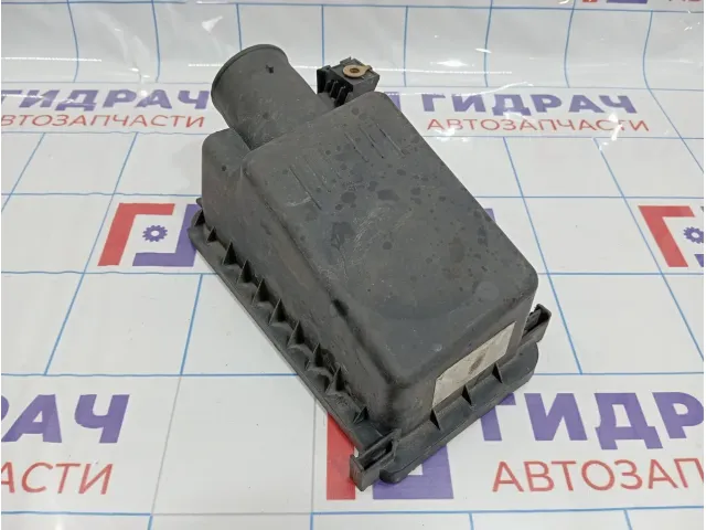 Корпус воздушного фильтра верхняя часть Geely Emgrand EC7 1066001483
