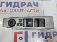 Блок управления стеклоподъемниками Geely Emgrand EC7 1067002335