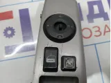 Блок управления стеклоподъемниками Geely Emgrand EC7 1067002335