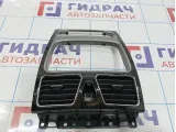 Накладка на торпедо центральная Geely Emgrand EC7 1068022731