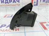 Дефлектор воздушный правый Geely Emgrand EC7 1068050288