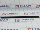 Уплотнитель стекла переднего левого Geely Emgrand EC7