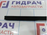 Уплотнитель стекла переднего правого Geely Emgrand EC7