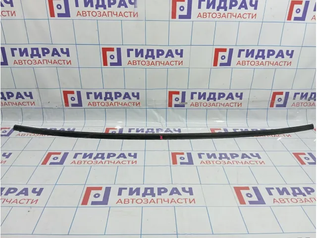 Молдинг крыши правый Geely Emgrand EC7 1068001144