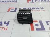 Дефлектор воздушный центральный левый Geely Emgrand EC7