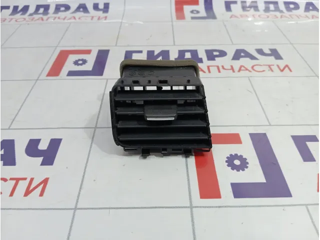 Дефлектор воздушный центральный левый Geely Emgrand EC7