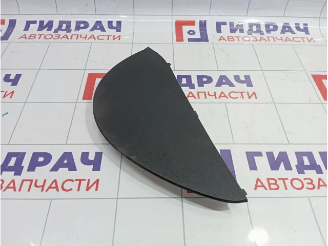 Накладка торпедо правая с торца Geely Emgrand EC7