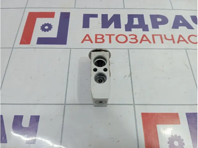 Клапан кондиционера Geely Emgrand EC7