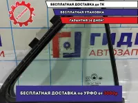 Стекло двери задней правой (форточка) Geely MK 1018004775.