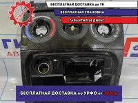 Консоль Geely MK 101800353100694. Центральная на блок управления печкой.