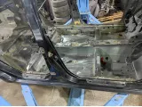 Порог со стойкой правый Geely MK .